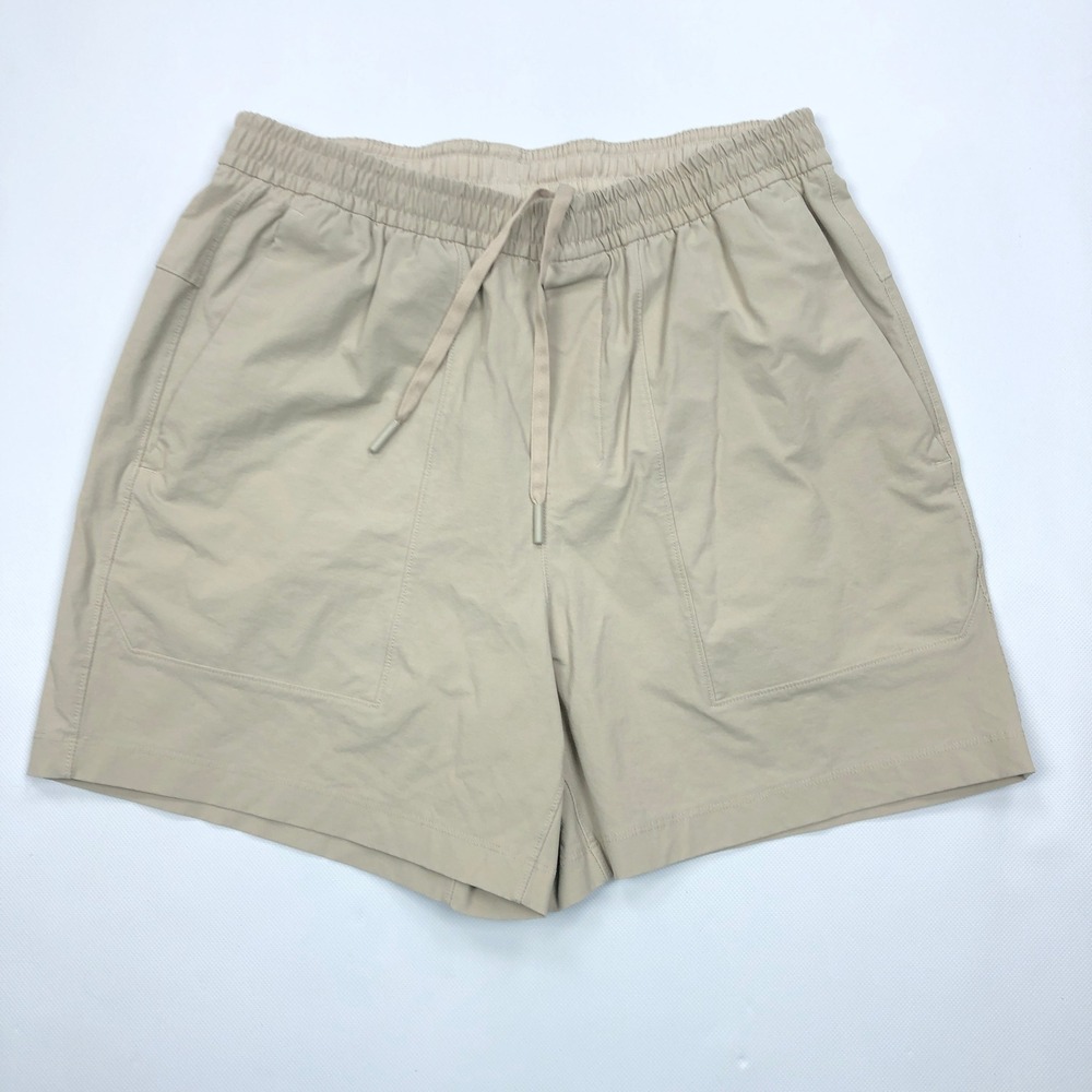 Lululemon Mens Medium Bowline Short 5" VersaTwill Stretch Khaki Tan LM7BDDS